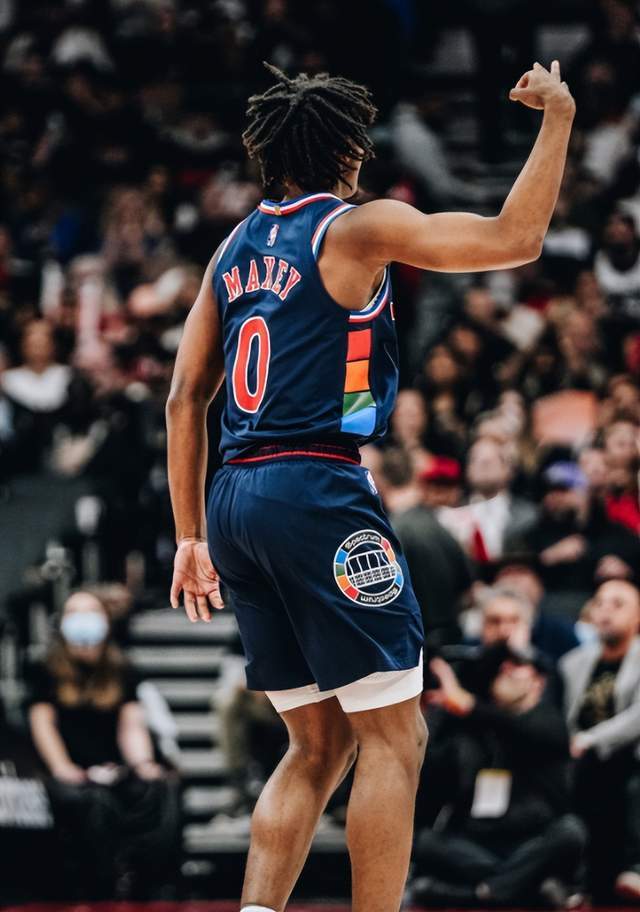 竞技宝-包含关键战CBA季后赛焦点战，摩纳哥完成再遭质疑，细节曝光，年轻球员获得机会的词条