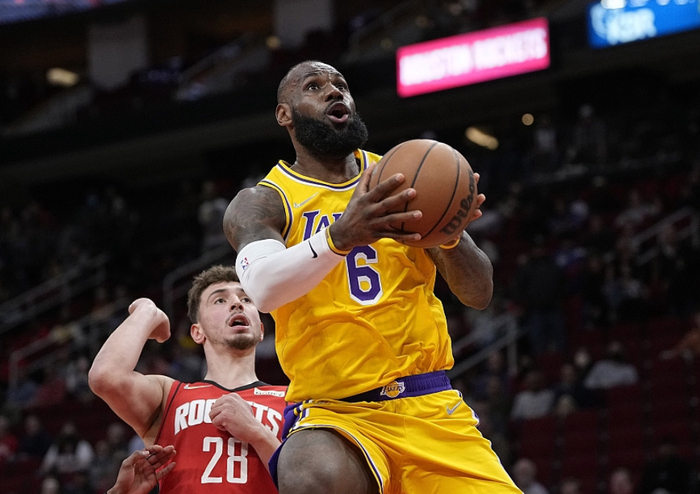 JJB-Scout新星挺进下一轮表现惊艳,湖人未来可期!的简单介绍